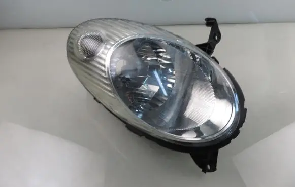 Nissan Micra Headlight/headlamp
