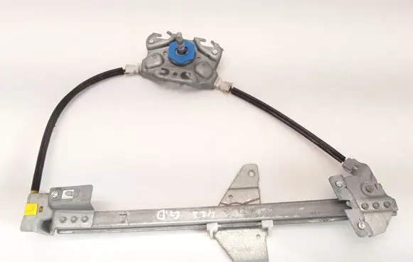 Rear door manual window regulator