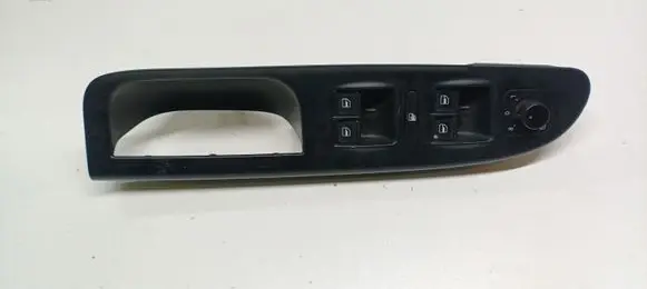 Volkswagen PASSAT B6 Electric window control switch 3C1867171B