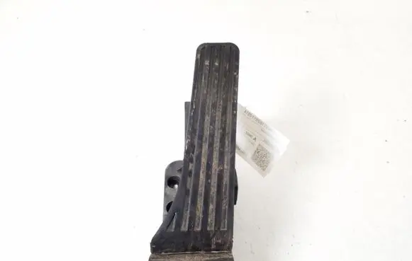 Mercedes-Benz CLS C218 X218 Accelerator throttle pedal A2043000004