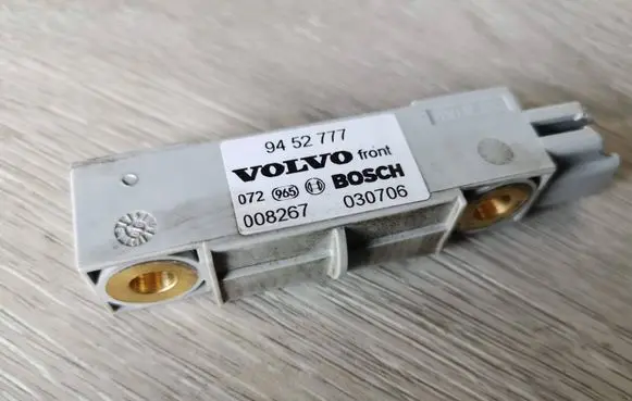 Mercedes-Benz R W251 Airbag deployment crash/impact sensor 9452777 030706 008267