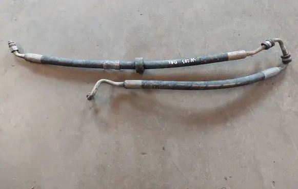 Mercedes-Benz C W203 Power steering hose/pipe/line