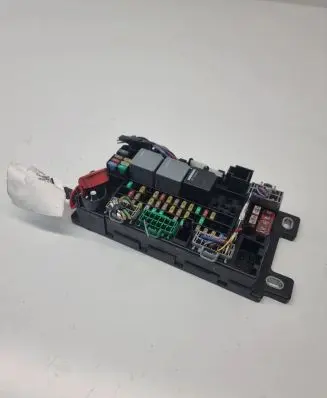 Land Rover Evoque II Fuse module K8D214N030AD 59CV12F06B 11122019