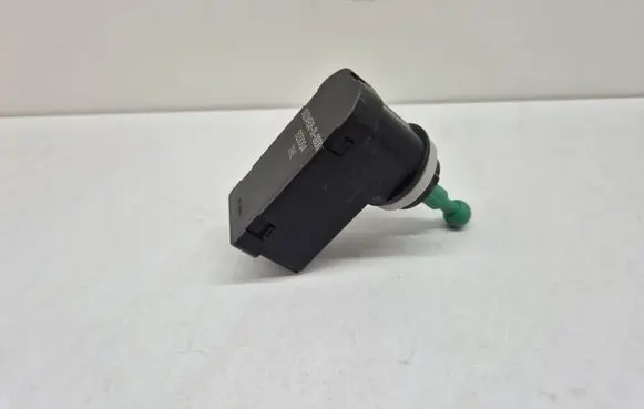 Skoda Kodiaq Headlight level adjustment motor 00214938