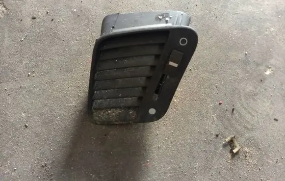 Audi A8 S8 D2 4D Dashboard side air vent grill/cover trim 4d0819793b