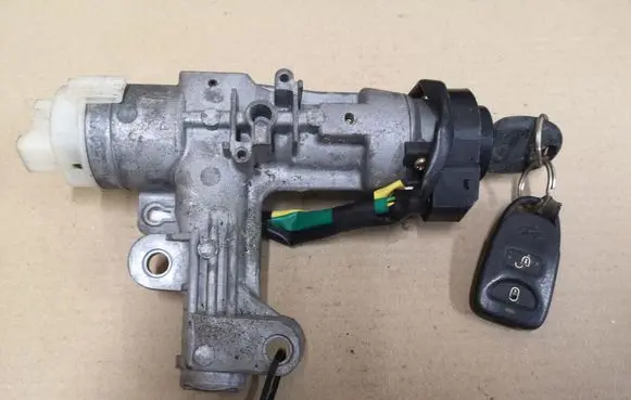Hyundai Santa Fe Ignition lock AZ91D1