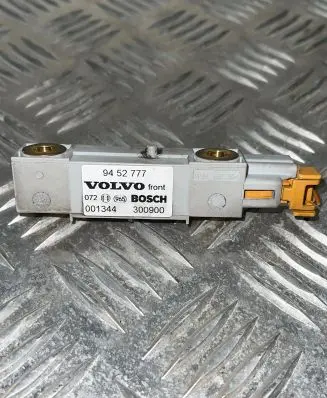 Volvo V70 Airbag deployment crash/impact sensor 9452777