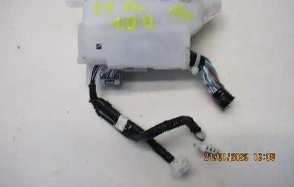 Citroen C1 Relay mounting block 