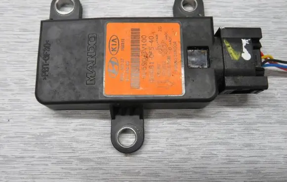 KIA Sportage ESP acceleration yaw rate sensor 956903V100