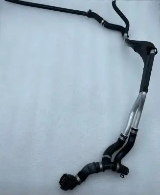 Mercedes-Benz E W213 Engine coolant pipe/hose A2135064400 YP1650316