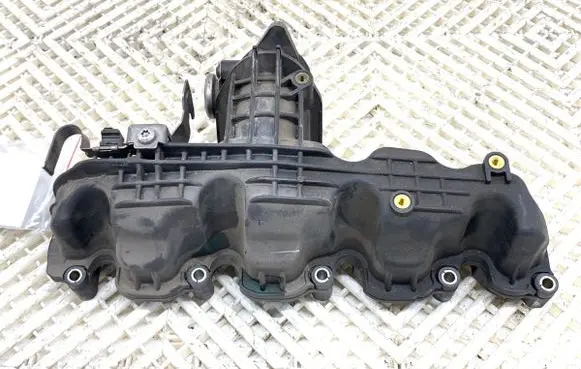 Volkswagen Polo V 6R Intake manifold 03L129711AL