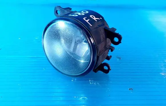 Peugeot 307 Front fog light 9650001680