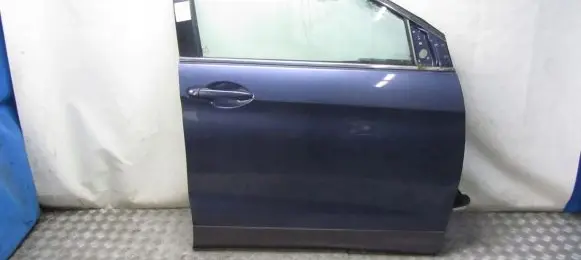 Honda CR-V Front door