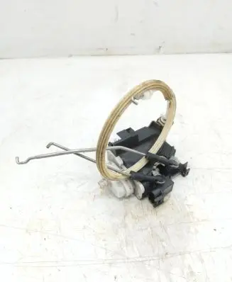 Audi A4 S4 B5 8D Front door lock 8D1837016E