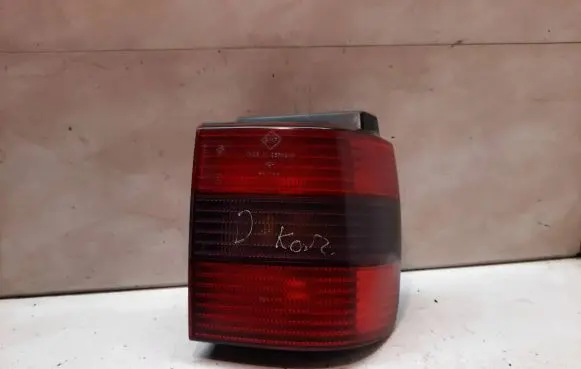 Volkswagen PASSAT B4 Rear/tail lights 3A9945112B