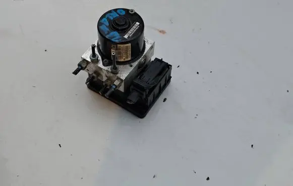 Chevrolet Orlando ABS Pump 13356788