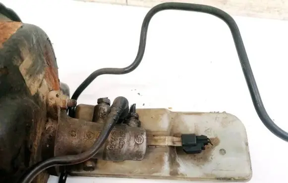 Ford Mondeo MK IV Master brake cylinder