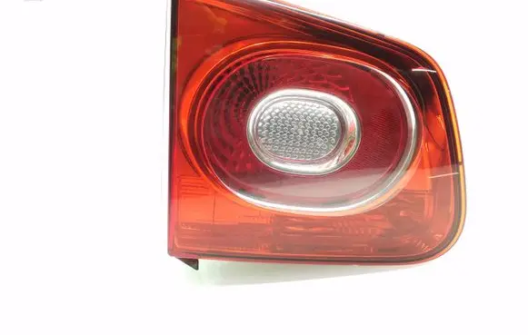 Volkswagen Tiguan Tailgate rear/tail lights 5N0945093B