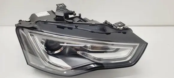 Audi A5 8T 8F Headlight/headlamp 8T0941006D