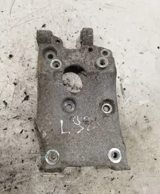 Ford Focus A/C compressor mount bracket C4004653SE