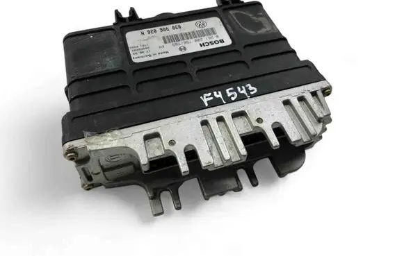 Volkswagen Golf III Engine control unit/module ECU 030906026N 0261200798