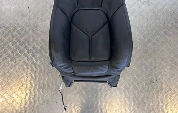 Porsche Macan (95B) Front passenger seat 7P5881776AA