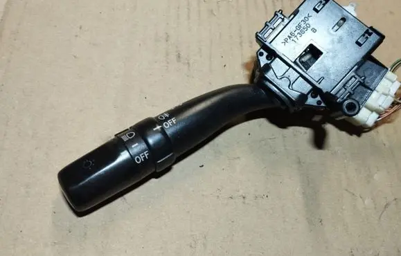 Toyota Avensis T250 Indicator stalk 173650