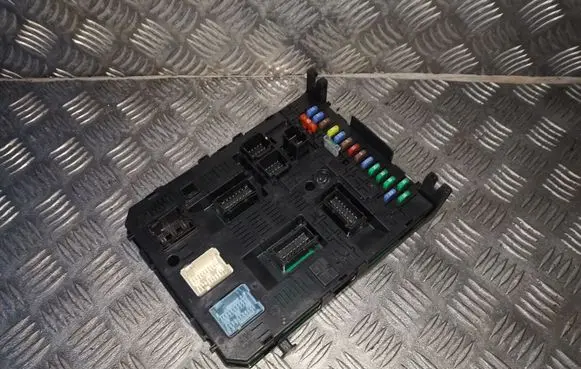 Peugeot 3008 I Comfort/convenience module 9666895380 966689538002 BSI04EV