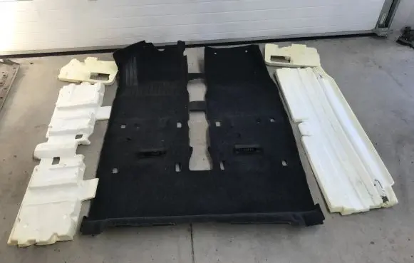 Renault Megane E-Tech Interior carpet 749025320R