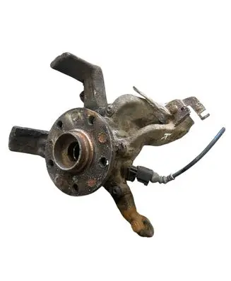 Volkswagen Golf V Front wheel hub