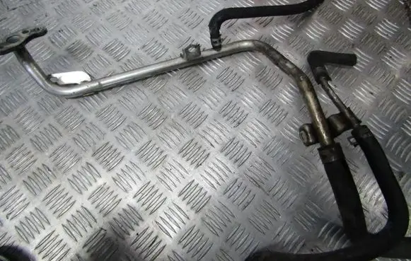 Toyota Avensis T250 Engine coolant pipe/hose