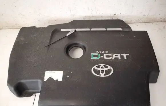 Toyota Avensis T270 Engine cover (trim) 
