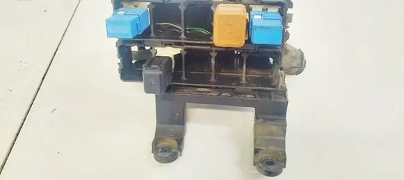 Nissan Primera Fuse box set