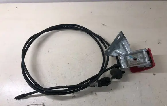 Volvo V50 Engine bonnet/hood lock release cable 30745005