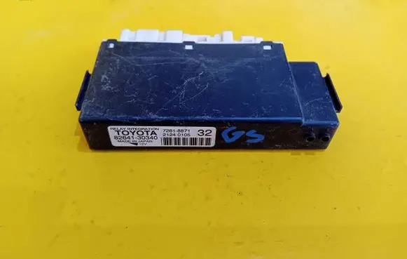 Lexus GS 250 350 300H 450H Fuse box set 8264130340