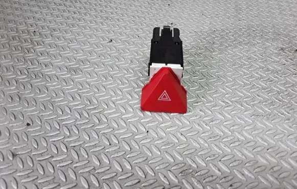 Volkswagen Touran I Hazard light switch 1T0953509