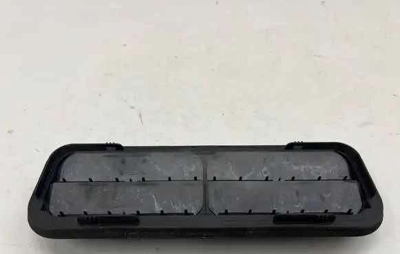 Mercedes-Benz E W214 Quarter panel pressure vent A2058301201