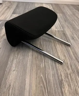 Hyundai Ioniq 5 Rear seat headrest 