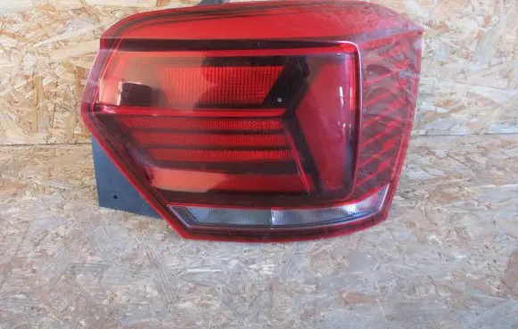 Volkswagen Polo VI Rear/tail lights 2G0945096B