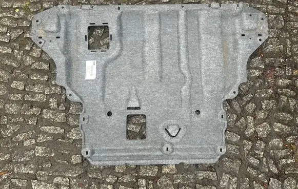Ford Focus Engine splash shield/under tray JX6B-6B629CC