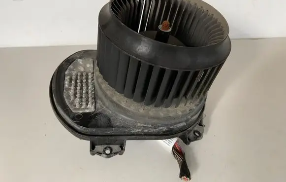 Mercedes-Benz CLA C117 X117 W117 Heater fan/blower A2469061601 A2229060303