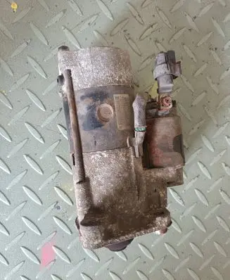 Chrysler Grand Voyager IV Starter motor