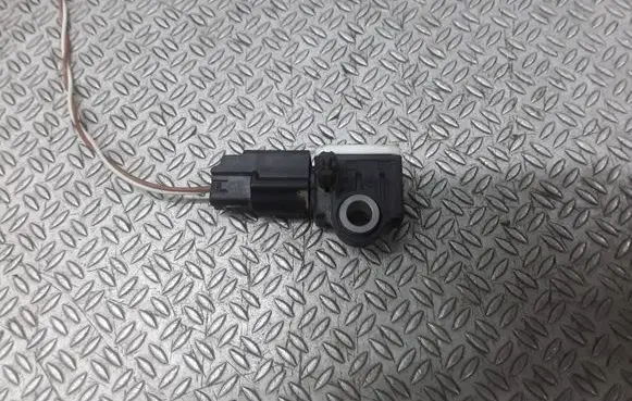 Ford Focus Airbag deployment crash/impact sensor AM5T14B342AA