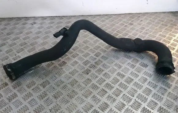 Audi S5 Facelift Intercooler hose/pipe 8K0145673