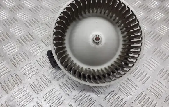 Mazda 2 Heater fan/blower 894000-0222
