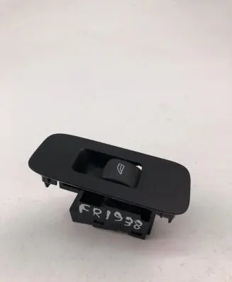 Volvo V40 Electric window control switch 31394840