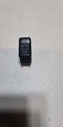 Mercedes-Benz E W124 Electric window control switch 1248208910KZ 03809711