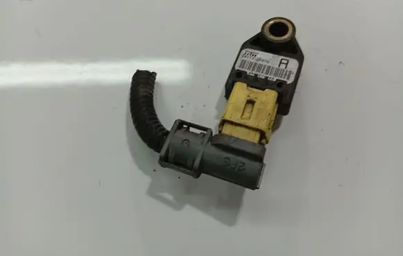 Toyota Corolla Verso AR10 Airbag deployment crash/impact sensor 891730F010 89173-0F010