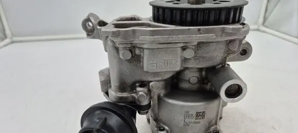 Audi A4 S4 B9 Oil pump 04L145208AA