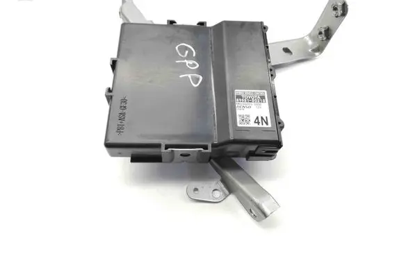 Toyota Yaris Cross Other devices 899810D210
